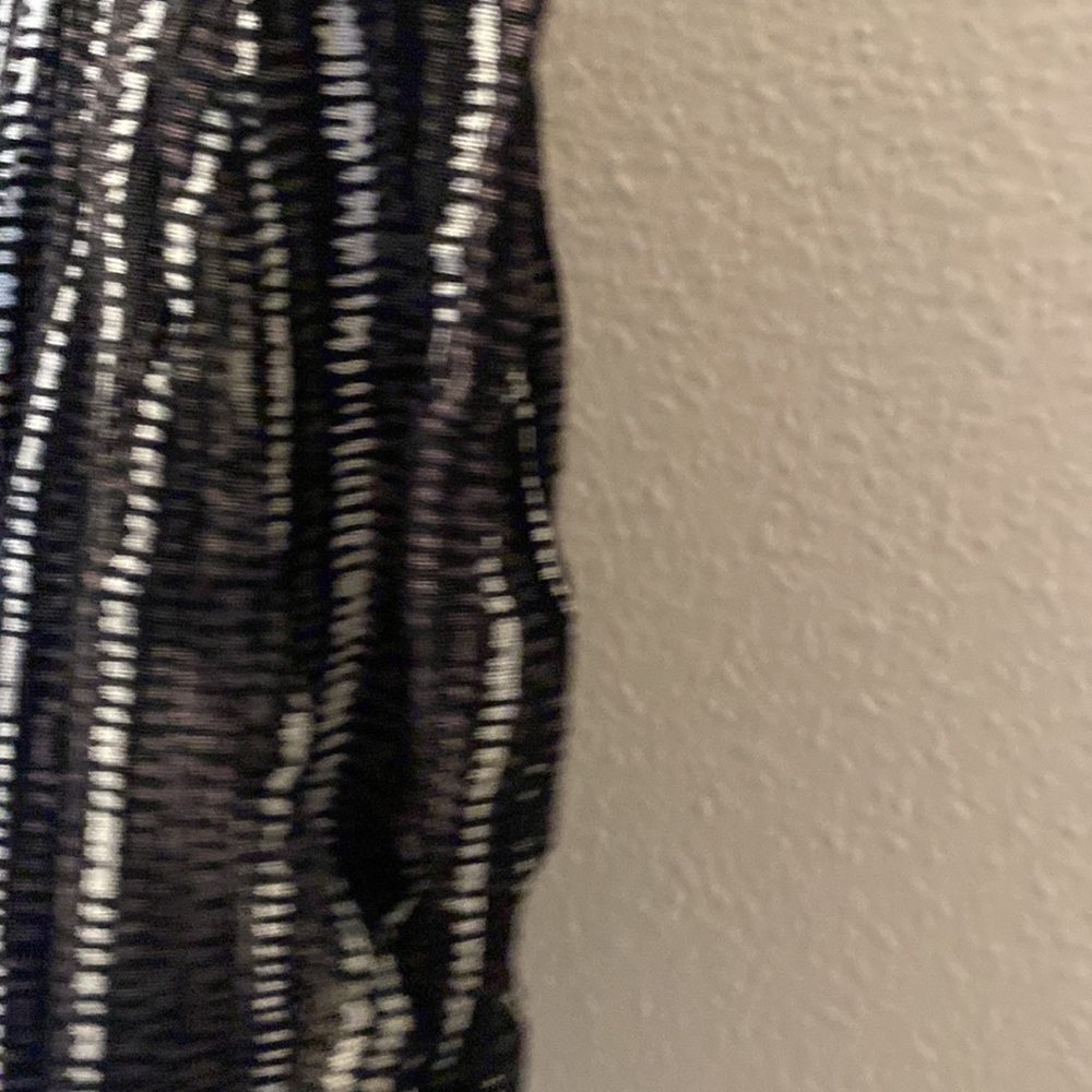Marika wide leg striped shorts size small - Picture 5 of 6